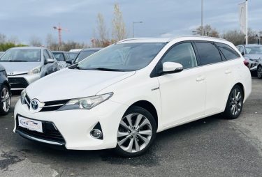 TOYOTA AURIS TOURING SPORTS 1.8 HYBRID 136h DYNAMIC