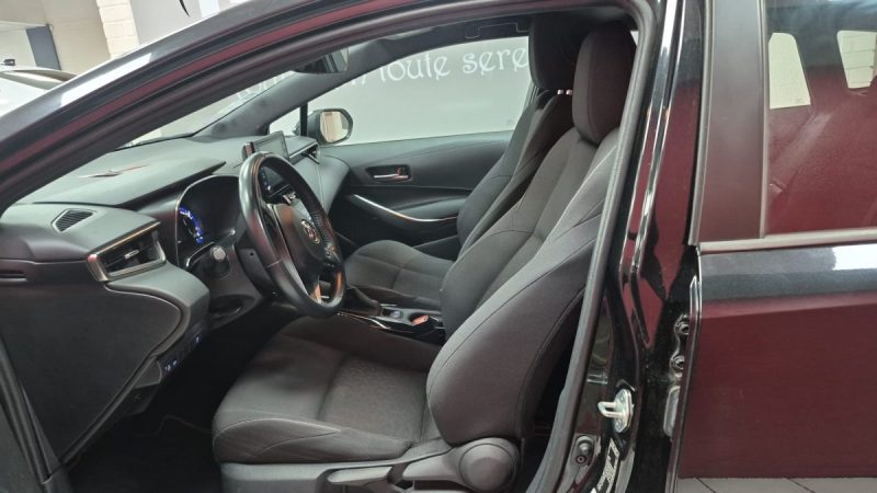 TOYOTA COROLLA TOURING SPORTS 122cv DYNAMIC BUSINESS/1 ERR MAIN/TVA RECUPERABLE