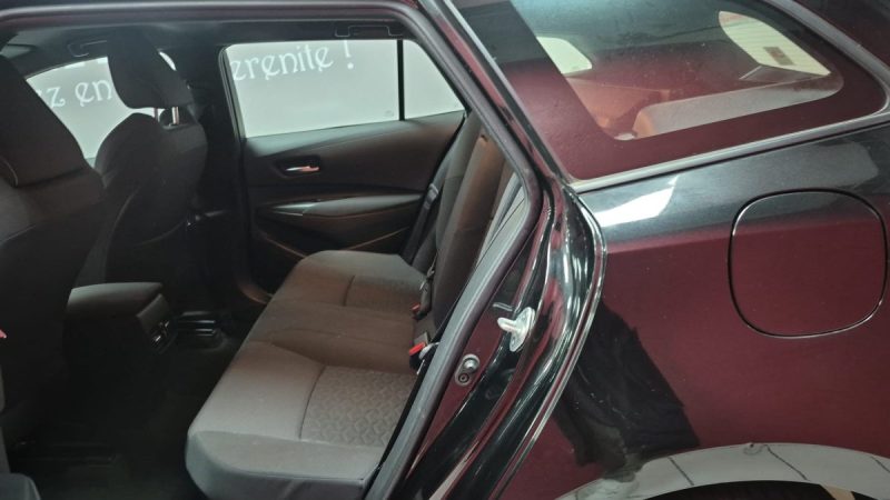 TOYOTA COROLLA TOURING SPORTS 122cv DYNAMIC BUSINESS/1 ERR MAIN/TVA RECUPERABLE