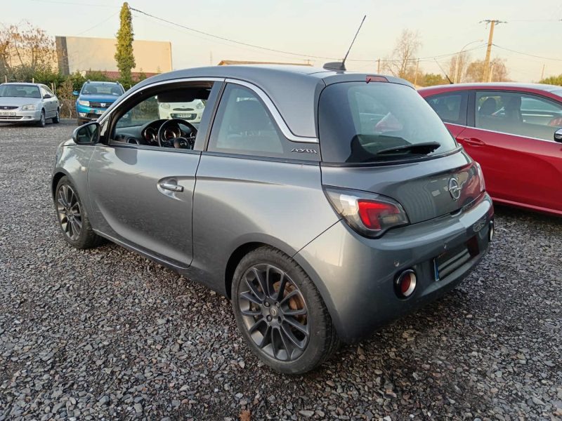 OPEL ADAM 1.4 TWINPORT 87 cv GLAM / Carplay / Toit pano / Bluetooth / CT OK + Entretien à jour