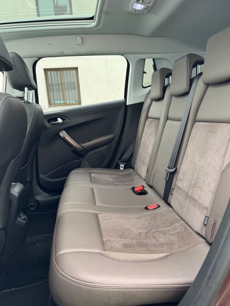 PEUGEOT 2008 CROSSWAY 1.6 E-HDI92 FAP ALLURE/TOIT PANORAMIQUE/ATTELAGE/GARANTIE 6 MOIS  