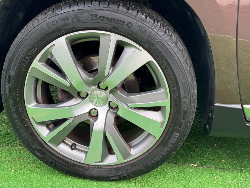 PEUGEOT 2008 CROSSWAY 1.6 E-HDI92 FAP ALLURE/TOIT PANORAMIQUE/ATTELAGE/GARANTIE 6 MOIS  