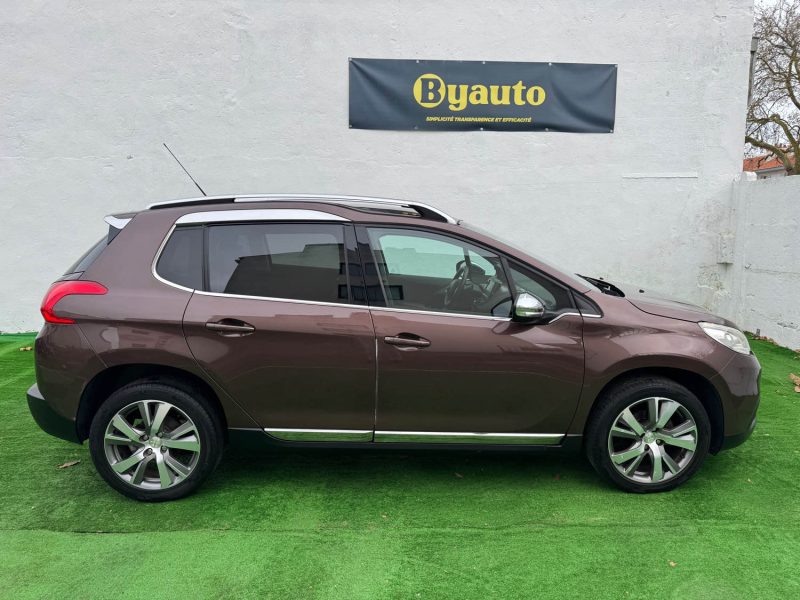 PEUGEOT 2008 CROSSWAY 1.6 E-HDI92 FAP ALLURE/TOIT PANORAMIQUE/ATTELAGE/GARANTIE 6 MOIS  