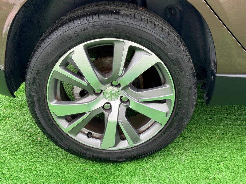 PEUGEOT 2008 CROSSWAY 1.6 E-HDI92 FAP ALLURE/TOIT PANORAMIQUE/ATTELAGE/GARANTIE 6 MOIS  