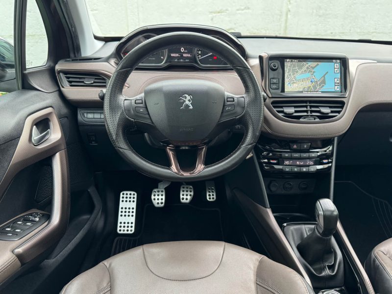 PEUGEOT 2008 CROSSWAY 1.6 E-HDI92 FAP ALLURE/TOIT PANORAMIQUE/ATTELAGE/GARANTIE 6 MOIS  