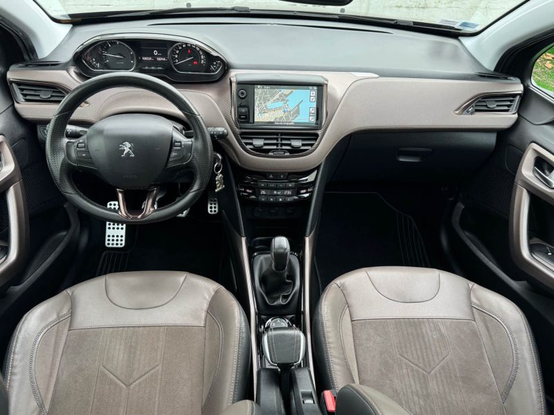 PEUGEOT 2008 CROSSWAY 1.6 E-HDI92 FAP ALLURE/TOIT PANORAMIQUE/ATTELAGE/GARANTIE 6 MOIS  