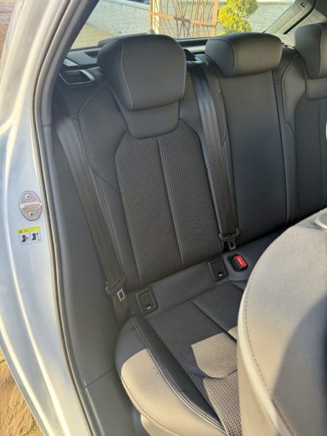 AUDI A1 SPORTBACK 30 TFSI 110ch S-TRONIC S LINE / CAMERA DE RECUL / SIÈGES CHAUFFANTS 