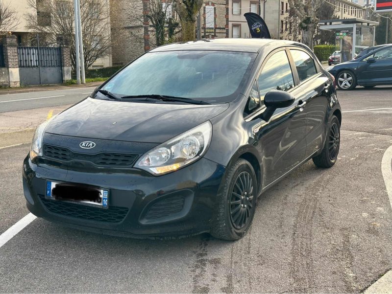 KIA RIO 1.4 