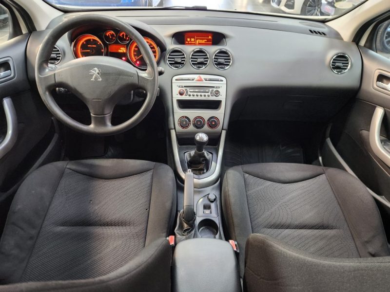 PEUGEOT 308 1.6HDI ATTELAGE*TOIT PANO*