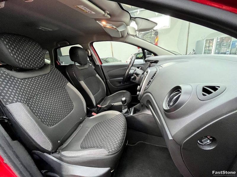 RENAULT CAPTUR I 1.5 DCI 110CV INTENS CAMERA/ATTELAGE - GARANTIE 12 OU 60 MOIS  2018