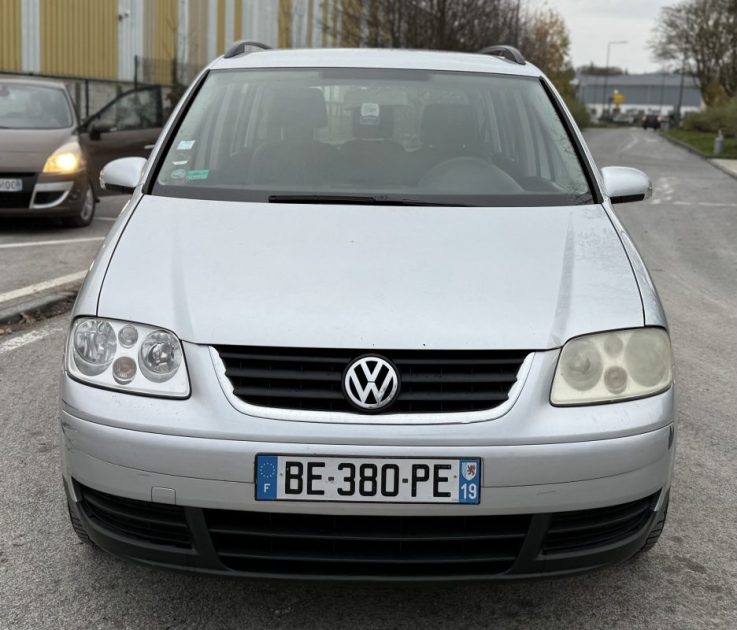 Volkswagen Touran 1.6I FSI 115 COMFORTLINE BVM5 - CHAINE DE DISTRIBUTION NEUF