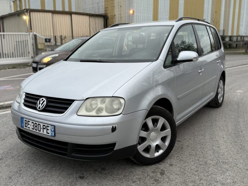 Volkswagen Touran 1.6I FSI 115 COMFORTLINE BVM5 - CHAINE DE DISTRIBUTION NEUF