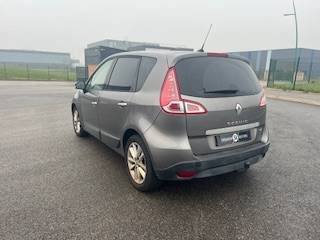 RENAULT SCENIC III 2.0 L dCi 150 ch Jade BVA