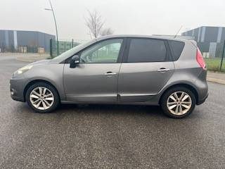 RENAULT SCENIC III 2.0 L dCi 150 ch Jade BVA