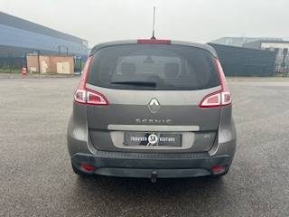 RENAULT SCENIC III 2.0 L dCi 150 ch Jade BVA