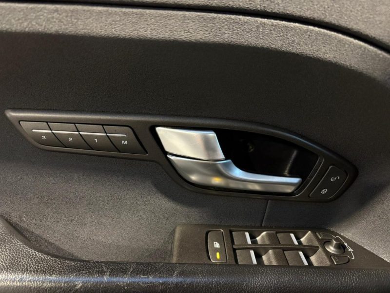 LAND ROVER EVOQUE 2.2 TD4 150 DYNAMIC - 🔊 Bluetooth -✅Reprise possible - ✅Garantie 6 mois