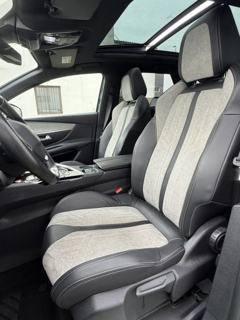 PEUGEOT 3008 II HYBRID RECHARGEABLE 1.6 EAT8 225 CV GT PACK / TOIT OUVRANT / SIEGES CHAUFFANTS