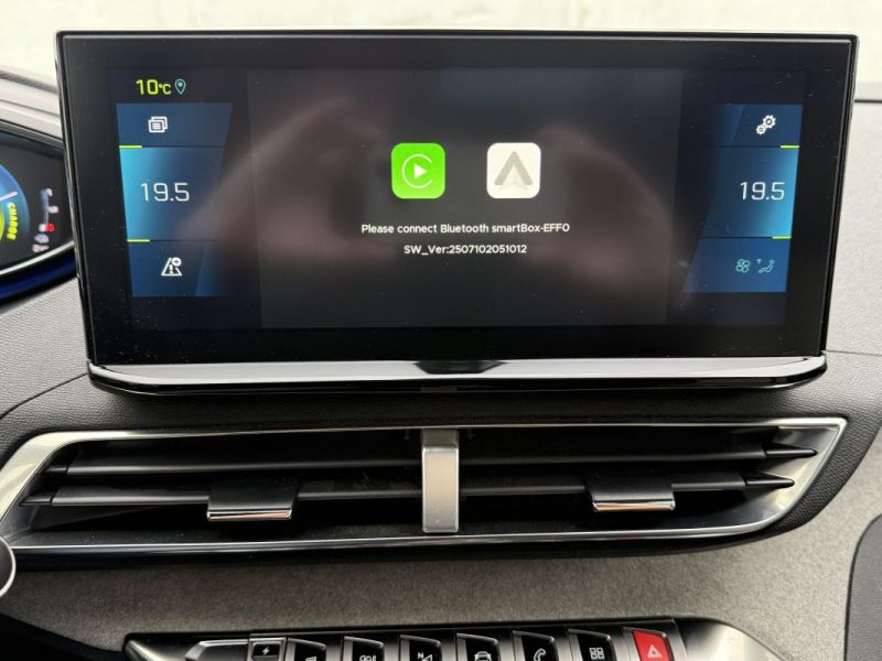 PEUGEOT 3008 II HYBRID RECHARGEABLE 1.6 EAT8 225 CV GT PACK / TOIT OUVRANT / SIEGES CHAUFFANTS