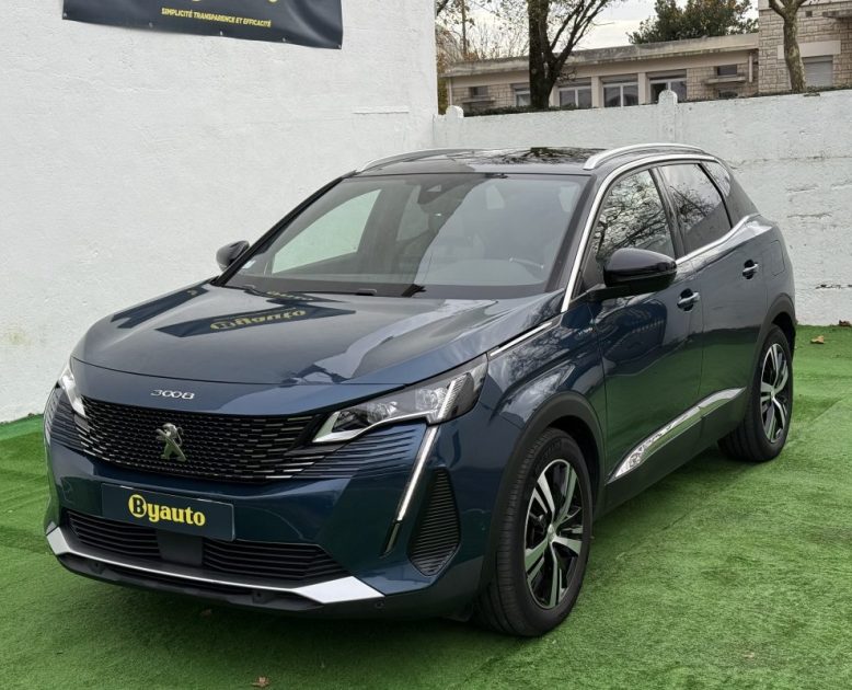 PEUGEOT 3008 II HYBRID RECHARGEABLE 1.6 EAT8 225 CV GT PACK / TOIT OUVRANT / SIEGES CHAUFFANTS