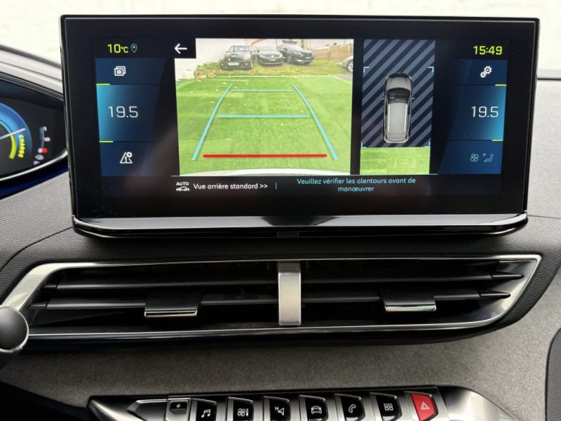 PEUGEOT 3008 II HYBRID RECHARGEABLE 1.6 EAT8 225 CV GT PACK / TOIT OUVRANT / SIEGES CHAUFFANTS
