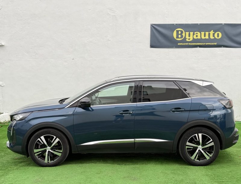 PEUGEOT 3008 II HYBRID RECHARGEABLE 1.6 EAT8 225 CV GT PACK / TOIT OUVRANT / SIEGES CHAUFFANTS