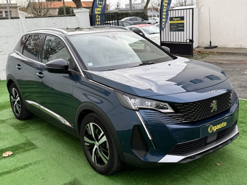 PEUGEOT 3008 II HYBRID RECHARGEABLE 1.6 EAT8 225 CV GT PACK / TOIT OUVRANT / SIEGES CHAUFFANTS