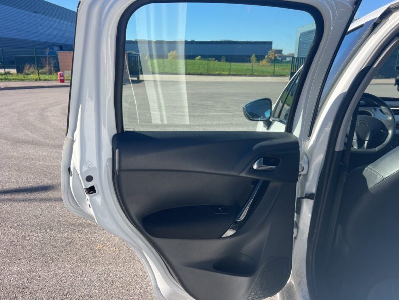 CITROEN C3 1.6 L e-HDI 90 ch Music Touch