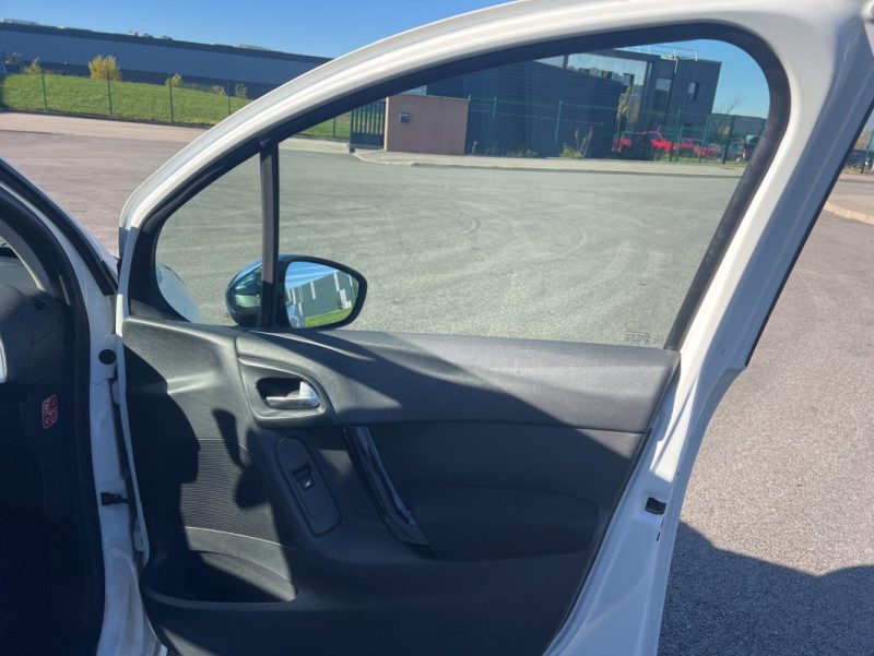 CITROEN C3 1.6 L e-HDI 90 ch Music Touch