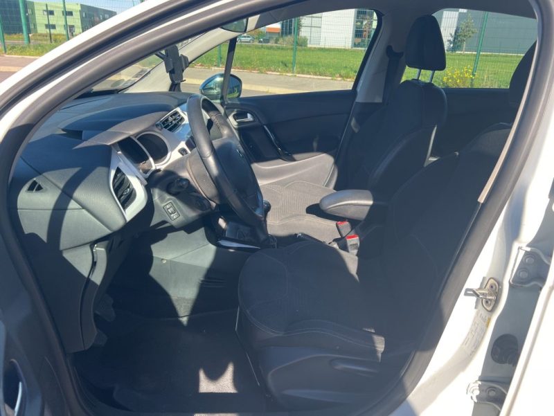 CITROEN C3 1.6 L e-HDI 90 ch Music Touch