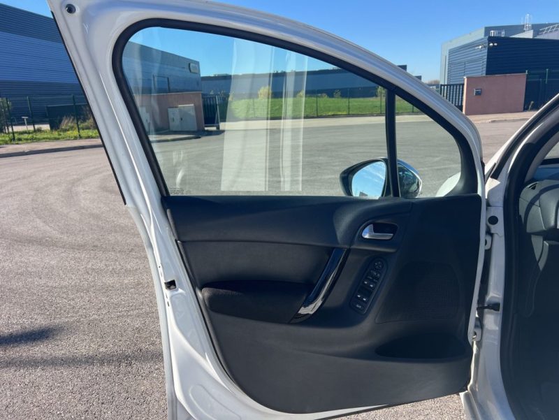 CITROEN C3 1.6 L e-HDI 90 ch Music Touch