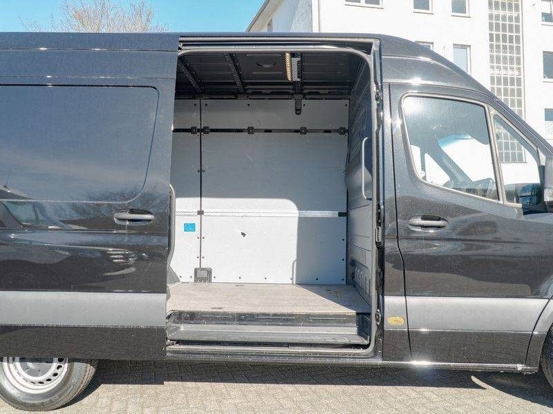 MERCEDES SPRINTER III (2) 317 CDI 37 3.5T RWD PRO FOURGON R1779