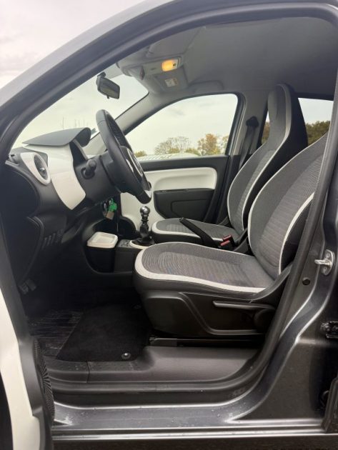 RENAULT TWINGO 3 TCe 90ch Energy La Parisienne / CLIMATISATION AUTO