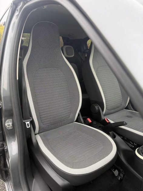 RENAULT TWINGO 3 TCe 90ch Energy La Parisienne / CLIMATISATION AUTO