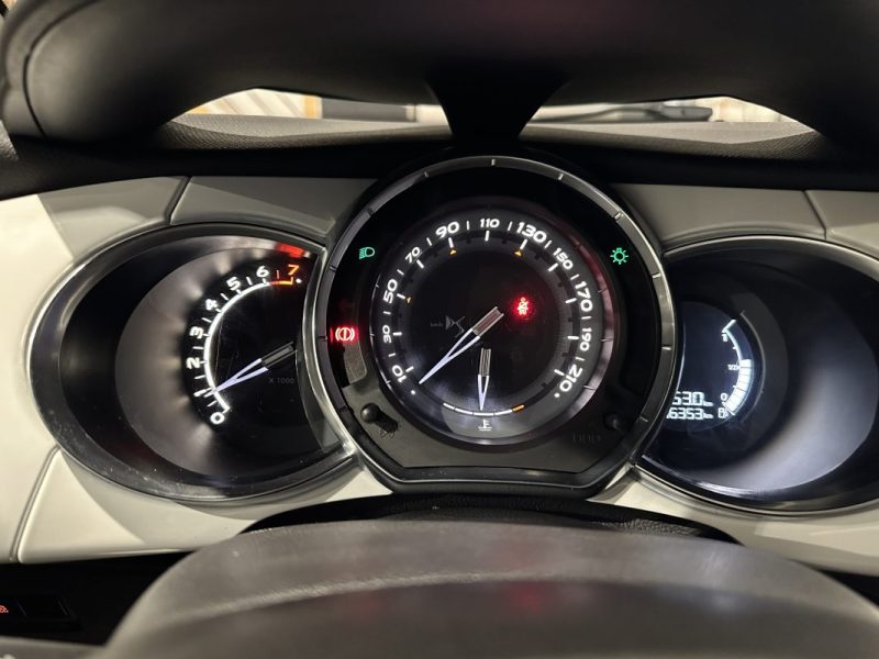 DS DS3 1.2 VTI 82ch So Chic - KIT DISTRIBUTION NEUF