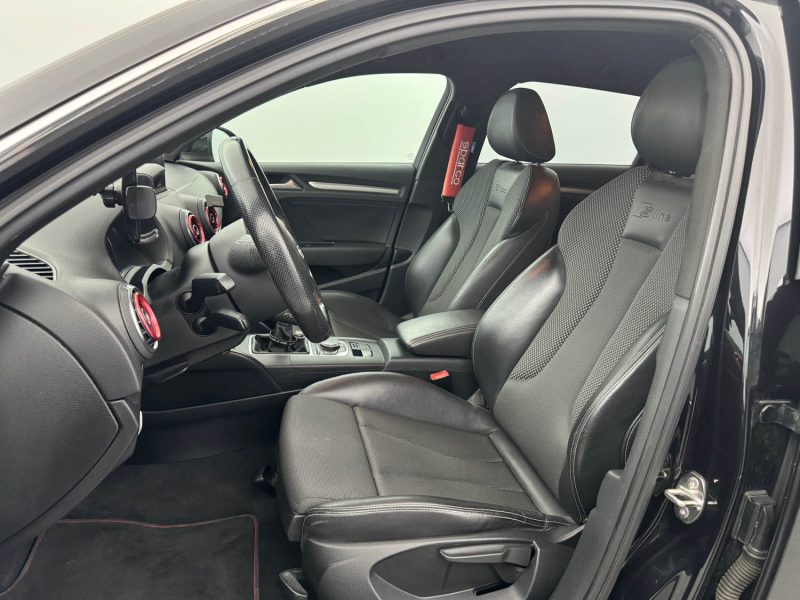 AUDI A3 1.6 TDI 105CH FAP ATTRACTION 2013