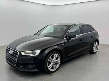 AUDI A3 1.6 TDI 105CH FAP ATTRACTION 2013