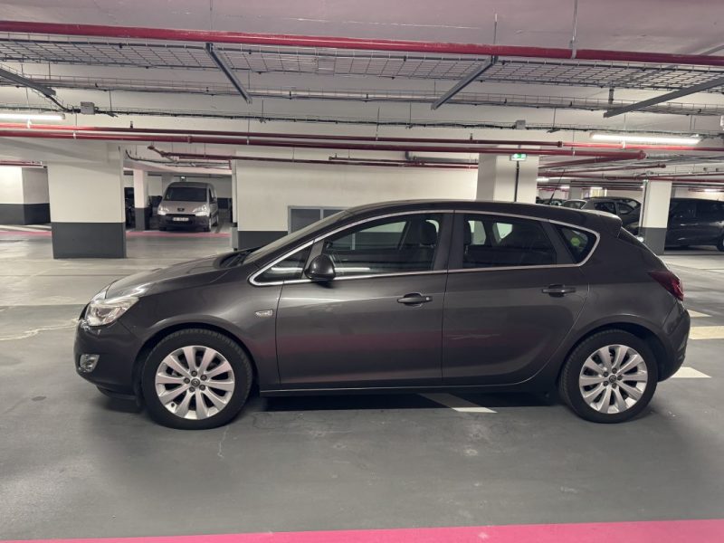 OPEL ASTRA 1.4 TURBO 140CH SPORT 2011