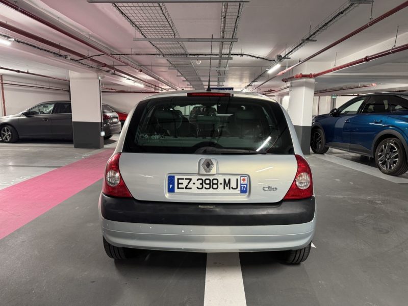 RENAULT CLIO CONFORT AUTHENTIQUE 1.4 16V BA PROACTIVE 2004