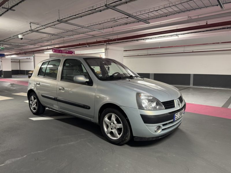 RENAULT CLIO CONFORT AUTHENTIQUE 1.4 16V BA PROACTIVE 2004