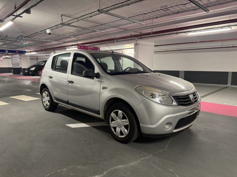 DACIA SANDERO 1.2 16V 75CH GPL EURO5 2011