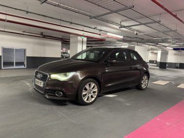 AUDI A1 1.6 TDI 105 ATTRACTION 2010
