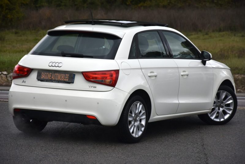 AUDI A1 SPORTBACK 1.2 TFSI 86CH AMBITION + TOIT OUVRANT 2012