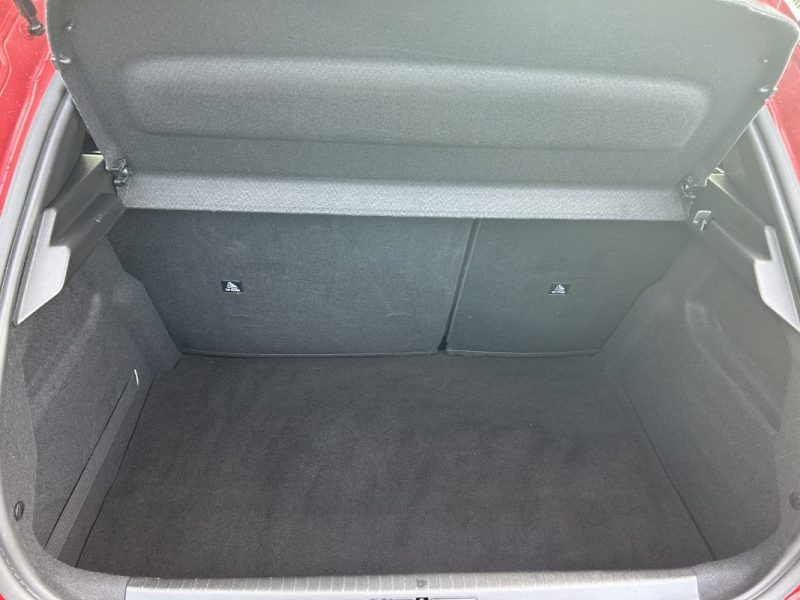 PEUGEOT 208 1.2 Like  / Garantie 12 Mois