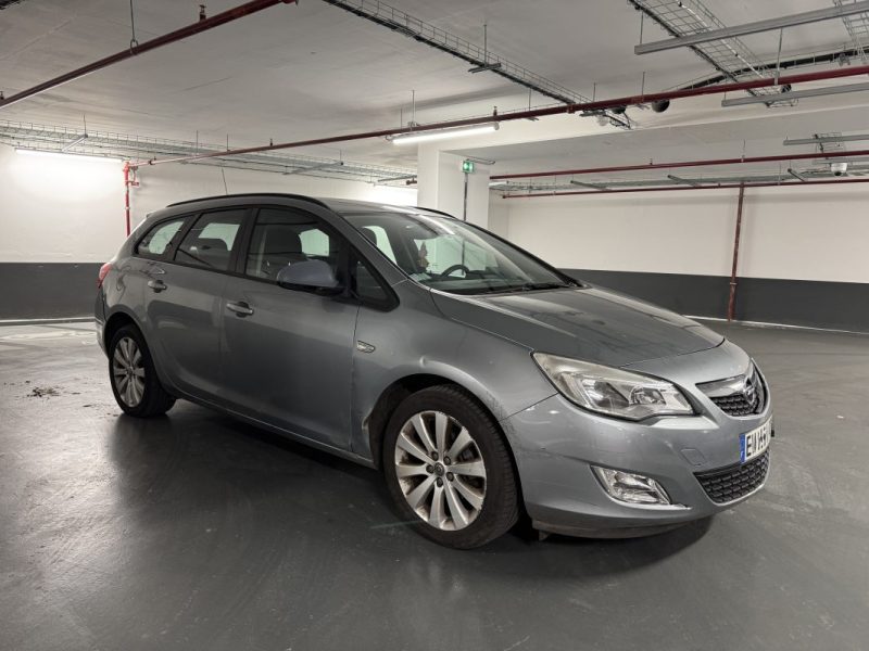 OPEL ASTRA 1.4 TURBO 140 SPORT BA 2012