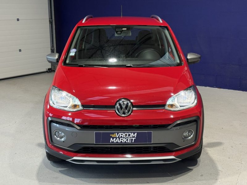 Volkswagen UP 90ch - CROSS UP  - Radars de recul - Bluetooth - Commande au volants  - jeune permis 
