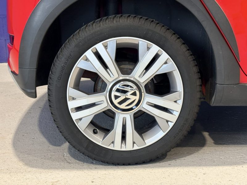 Volkswagen UP 90ch - CROSS UP  - Radars de recul - Bluetooth - Commande au volants  - jeune permis 