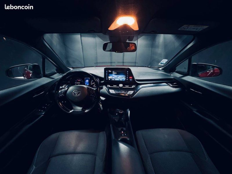 Toyota c-hr 1.2t 116 ch 2wd dynamic