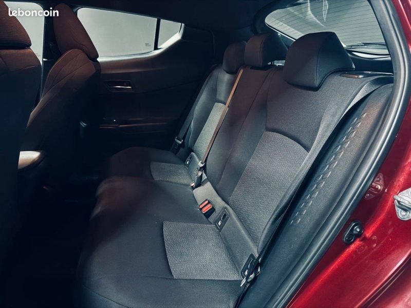 Toyota c-hr 1.2t 116 ch 2wd dynamic