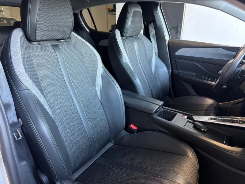 PEUGEOT 308 III 1.6 PHEV 180 ACTIVE PACK E-EAT 2022