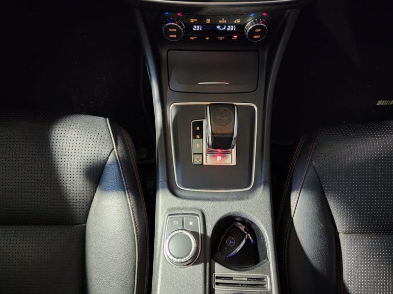 MERCEDES CLASSE CLA 45 AMG SPEEDSHIFT- 4MATIC - SUIVIS MERCEDES-BENZ